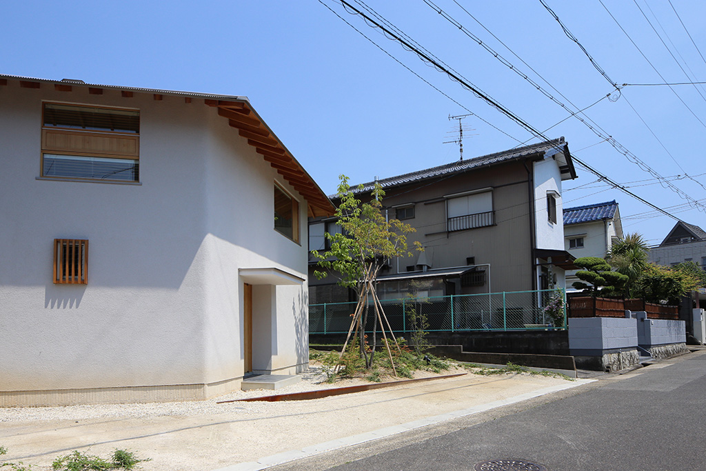 小さな五角形の家