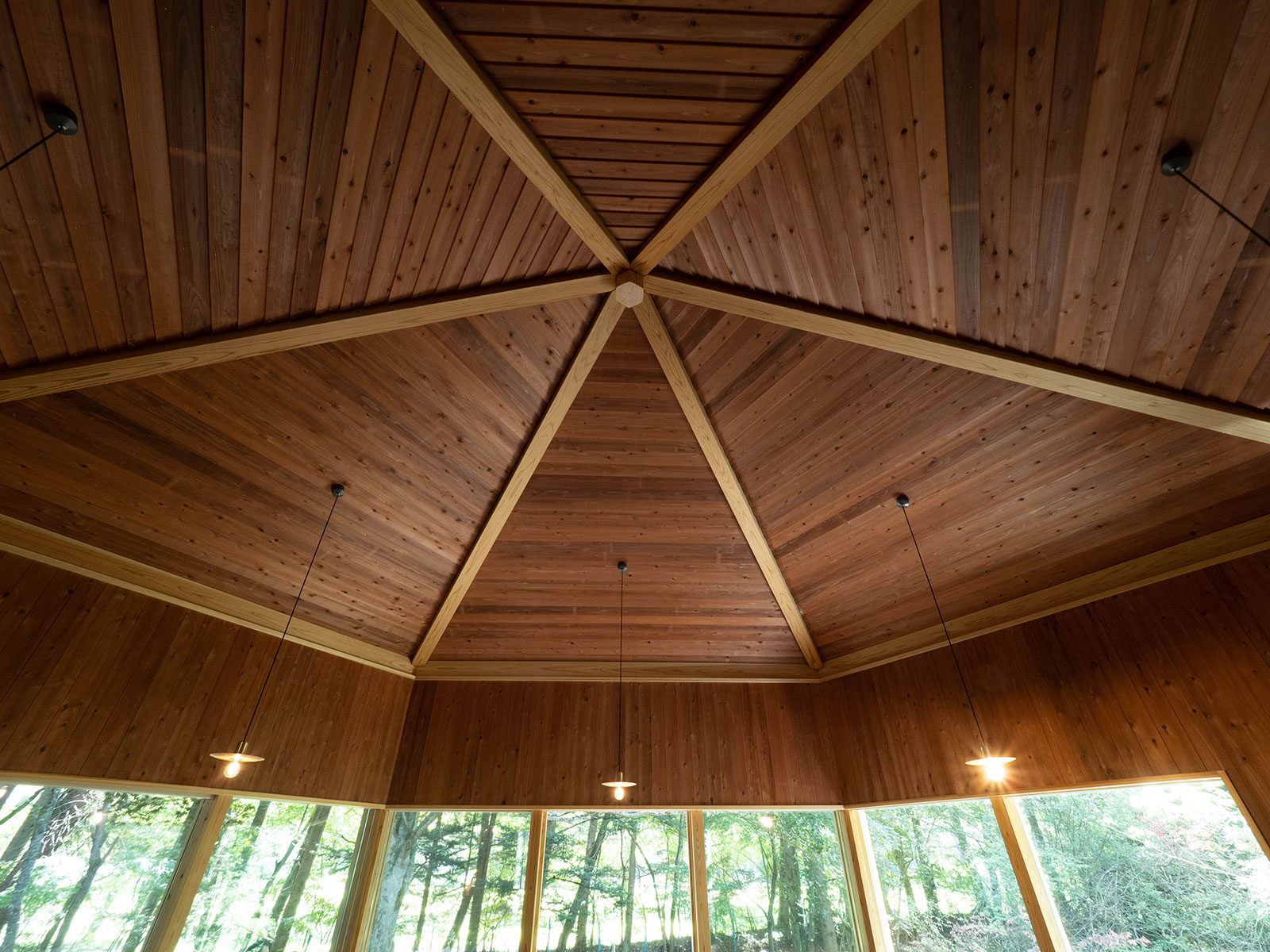 森の中のゲストハウスⅢ