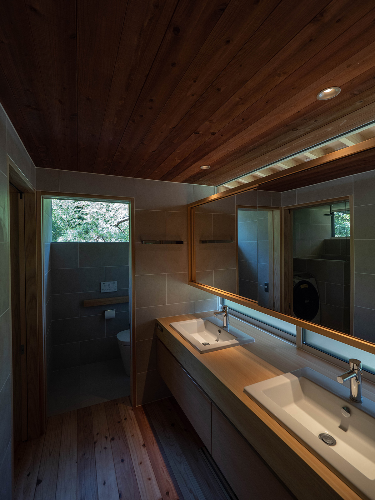 森の中のゲストハウスⅢ